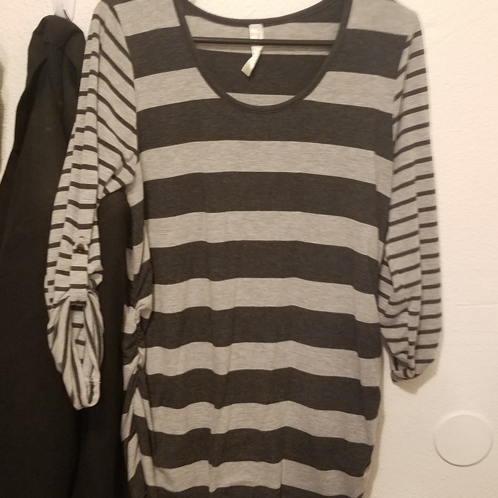 Maternity shirt